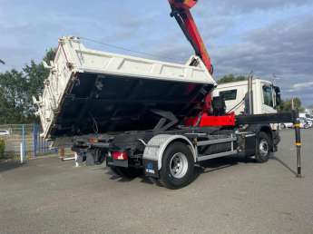 Camion porteur Scania P320 XT 