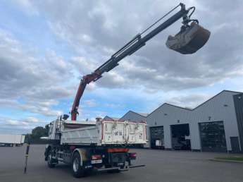 Camion porteur Scania P320 XT 