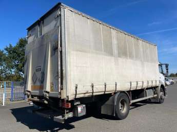 Camion porteur Mercedes AXOR 18.28 