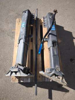 Autre BEQUILLE JOST MODULE B0501 22031417152454L  22031417152480R (1)
