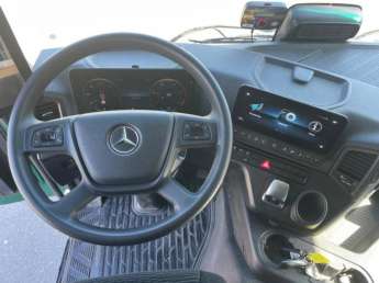 Camion porteur Mercedes ACTROS18.33 