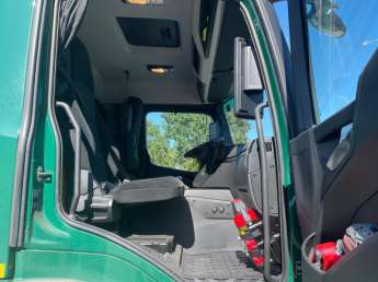 Camion porteur Mercedes ACTROS18.33 