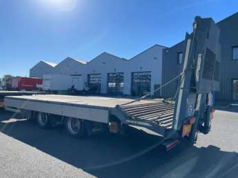 Camion porteur Renault T460 
