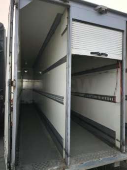 Carrosserie CAISSE TYPE BLANCHISSERIE CARGOVAN