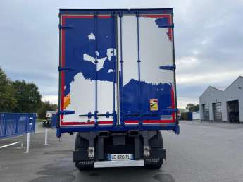 Camion porteur Renault C380 