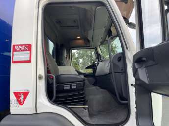 Camion porteur Renault C380 