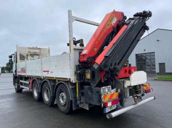 Camion porteur Renault C440 