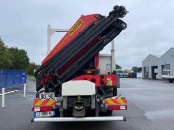 Camion porteur Renault C440 
