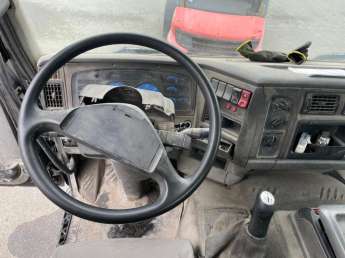 Camion porteur Renault KERAX 370 Dci 