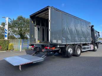 Camion porteur Renault C430 