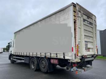 Camion porteur Renault C430 