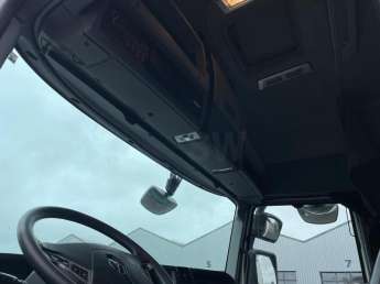 Camion porteur Renault C430 