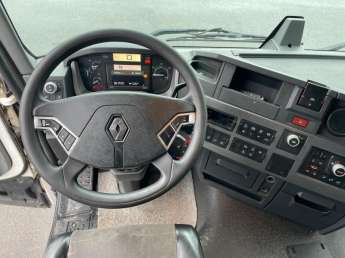 Camion porteur Renault C430 